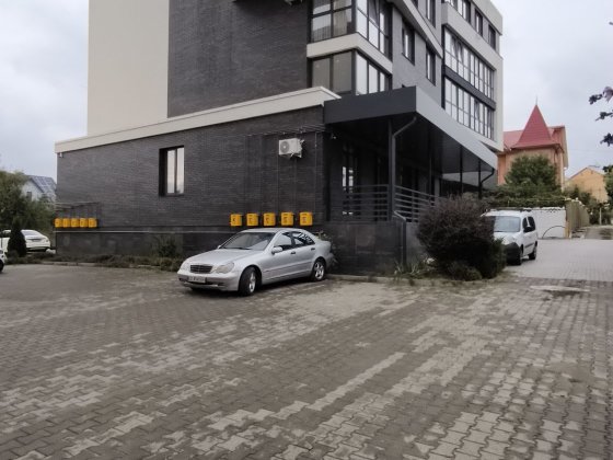 Двох кімнатна новобудова Черновцы