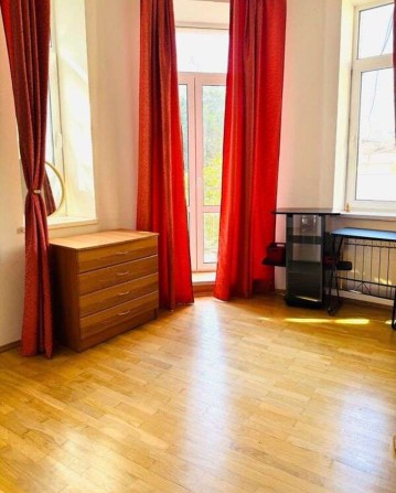 Продаж 4-к квартири вул.Золотоворітська 2 - фото 1