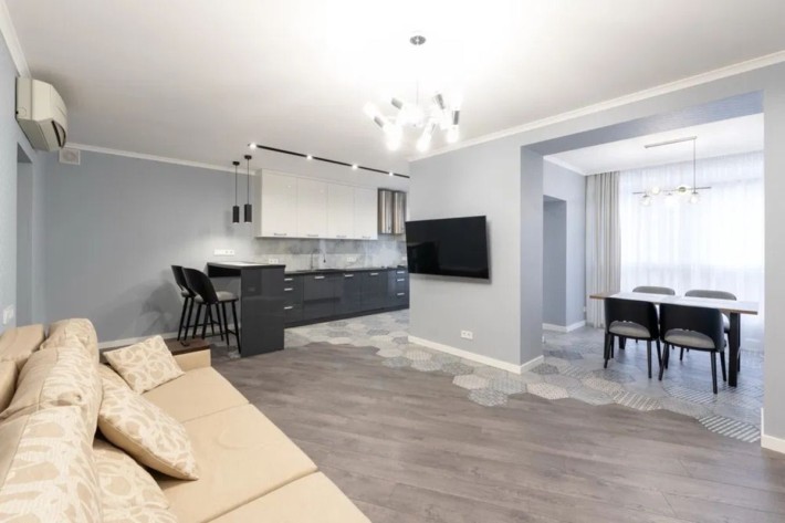 Продаж 3 кімнатна квартира в ЖК Лісова Казка Биківня метро Лісова - фото 1