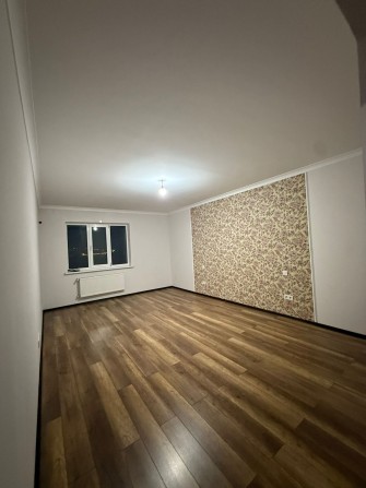 Продається ТРИкімнатна квартира з ремонтом - фото 1