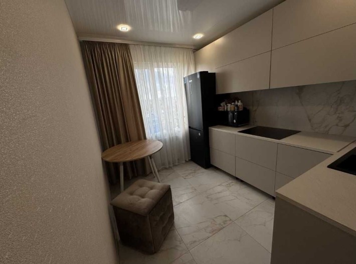 Продаж 3к квартири з дизайнерським ремонтом Медуніверситет - фото 1