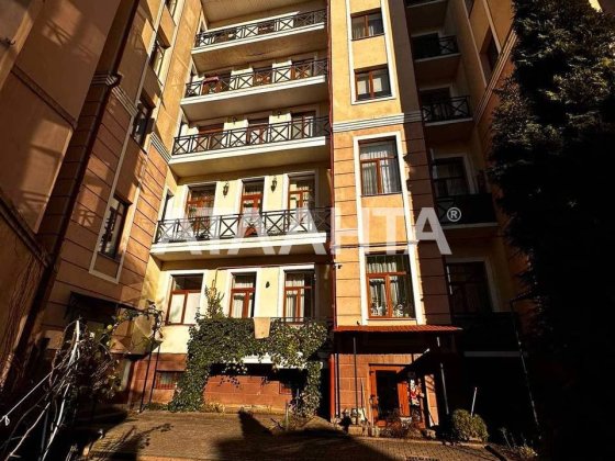 3-х кімнатний пентхаус в ЦЕНТРІ Черновцы