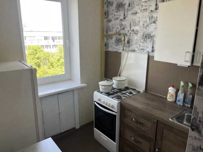 ПРОДАЮ 1-кім.Кв(Тепла.Економна)Житл.Ремонт. Нов.М/п Кирп.Дом Все поряд - фото 1