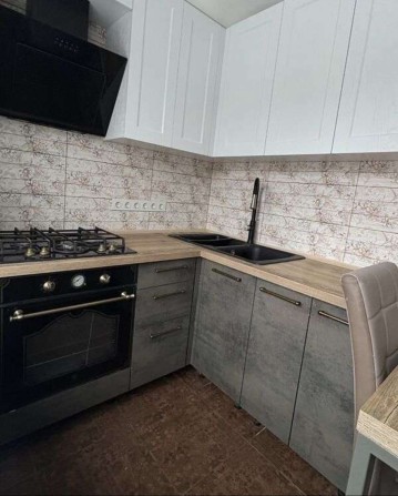 Продаж 2-к квартири вул. Академіка Шалімова 8 - фото 1