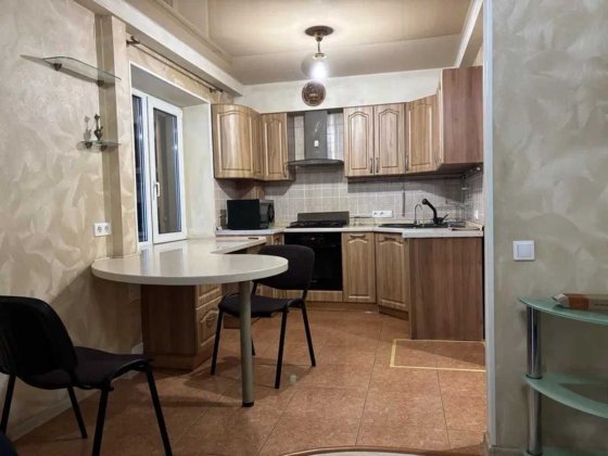 Продаж 2кімн. квартири, пр-т Берестейський 17, КПІ, Шевченківський р-н Киев