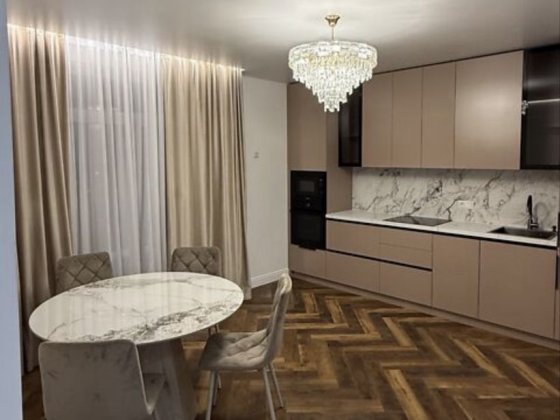 Продаж квартири / ЖК Мала Прага Ужгород