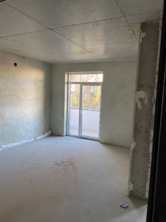 Продаю квартиру 40 кв метрів 1.5 місто Ужгород вул.Тихого 11.Ціна1250$ - фото 1