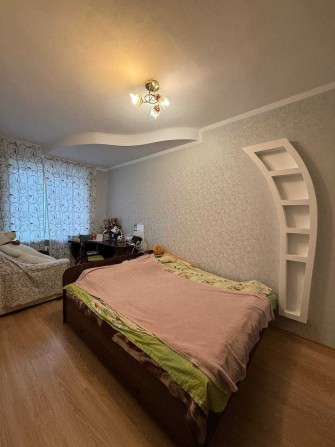 Продається 3-кімнатна квартира ,тихий центр. - фото 1