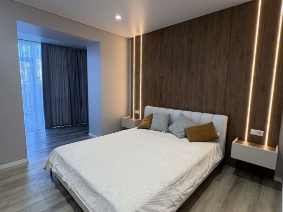 • Продається сучасна новобудова Чернівці