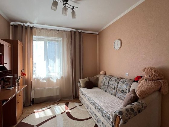 Продаж квартири 4 кімн. Л.Лукьяненко Чернигов