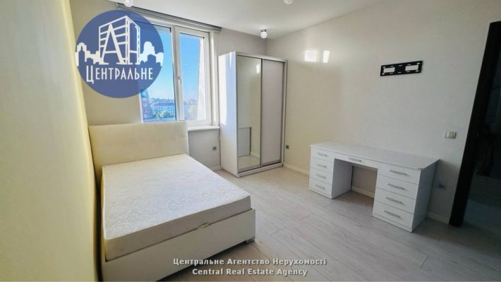 4-кімнатна квартира біля парку Шевченка (можна під ЄВідновлення) - фото 1