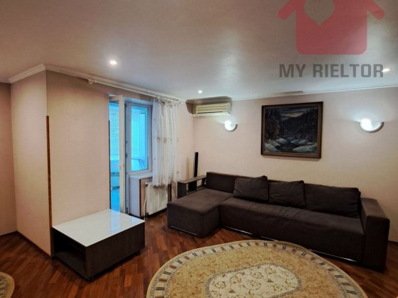 Продаж трикімнатної квартири по вул.Капушанська Ужгород