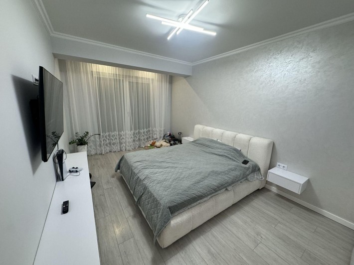 Гарна 2-кімнатна квартира в новобудові !!! - фото 1