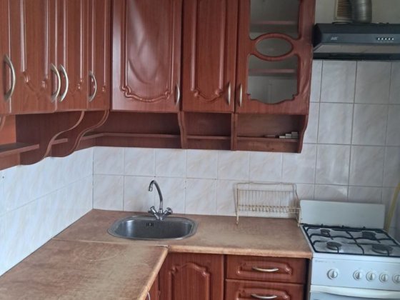 Без% Терміновий продаж 3к кв, буль. Вернадського, метро Академмістечко Киев