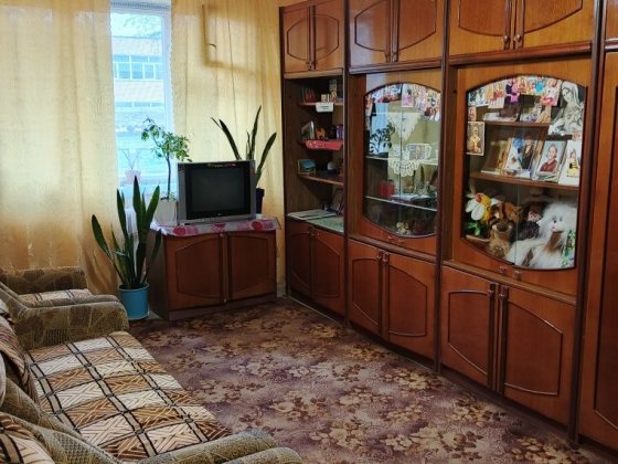 Гарненька 1на кв-ра з меблями та технікою на Красному мосту !!! Чернигов