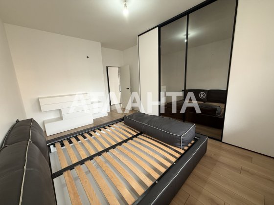 Продаж 1 кімнт кварт під меблювання на Майдані Чернівці