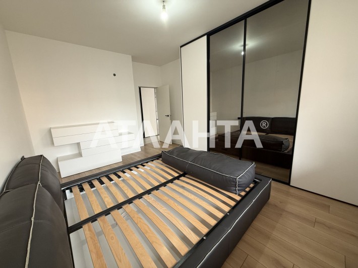 Продаж 1 кімнт кварт під меблювання на Майдані - фото 1