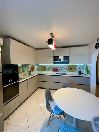 Продаж видової 3 кімнатної квартири Урлівська 38а , Осокорки , Позняки - фото 1