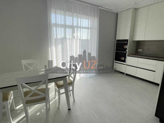 Продається двокімнатна квартира Ужгород