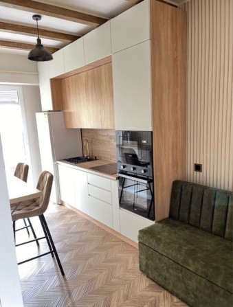 Продаж квартири з видом на річку - фото 1