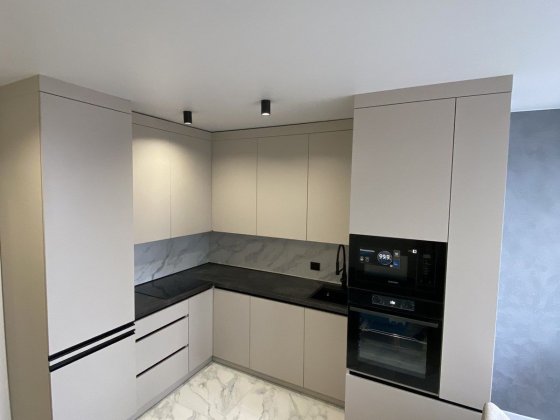 Квартира з ремонтом в новобудові біля Дніпра Черкассы