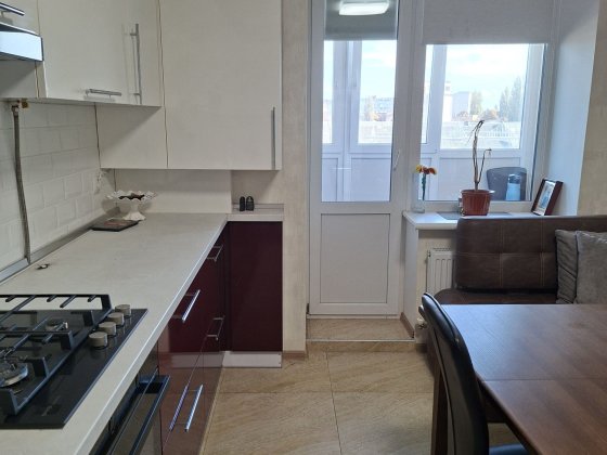 Продам 1 кім.кв.вул.Жабинського 2Д Чернигов