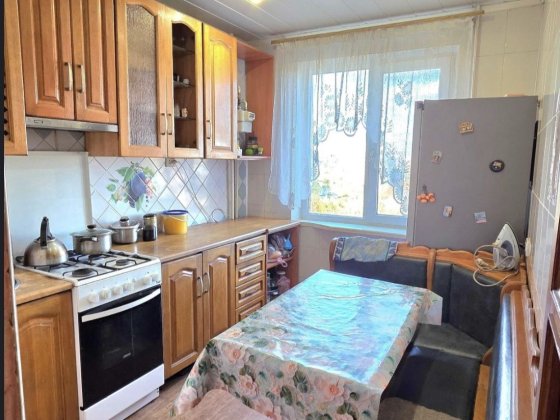 Продам простору 3-х кімнатну квартиру Черкассы