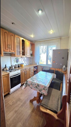 Продам простору 3-х кімнатну квартиру - фото 1