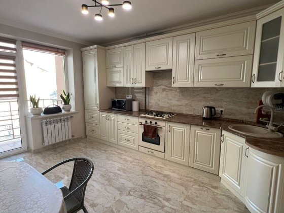 Продаж 3.кім.квартири вул.Климпуша Ужгород