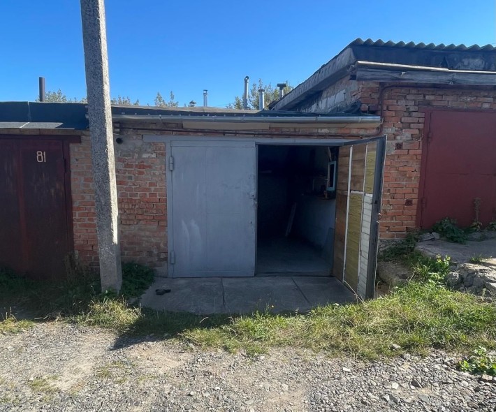 Продам Гараж Військове містечко - фото 1