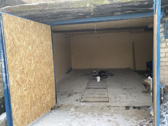 Продам Гараж в кооперативе Каскад с городской водой - фото 1