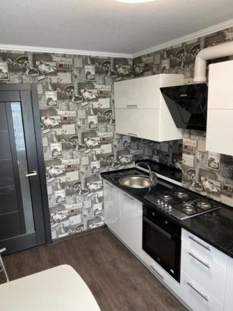 Продам 2 комнатную на Левом. - фото 1