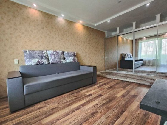 Продам 2х комнатную квартиру на Левобережном-3 Дніпро