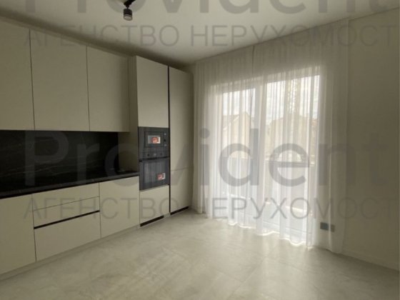 Продаж двокімнатної квартири у центрі міста| вул.Новака Ужгород