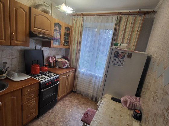 Продається 4х кімнатна квартира в центрі міста Чернигов