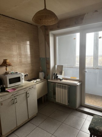 1к гостинка с лоджией на левобеоежном 3, переулок фестивальный - фото 1