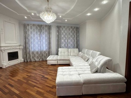 Продається квартира по вулиці Небесної Сотні, 38 (центр). Черкассы