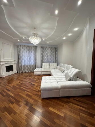 Продається квартира по вулиці Небесної Сотні, 38 (центр). - фото 1