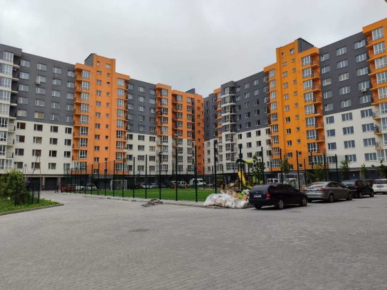 (3) Продам 2-кімнатну квартиру на Замості 0925 Винница