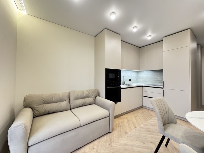 Продаж 1.5к/Набережна/Вид на парк/43м2 - фото 1