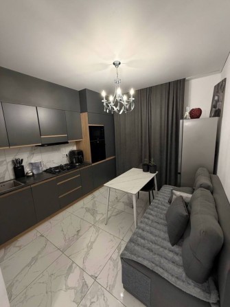 Продаж квартири Озерний - фото 1