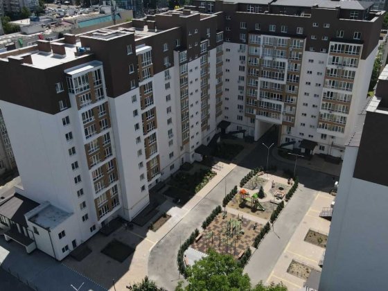 Продається 2 к квартира на просп.Юності 5827 Вінниця