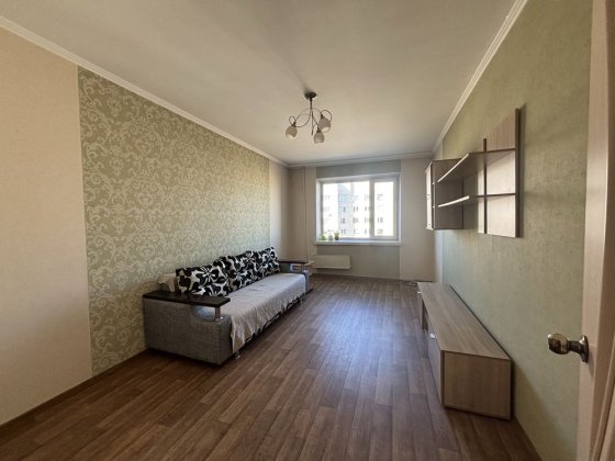 Продам 2-кімнатну квартиру, 63м2 Чернигов