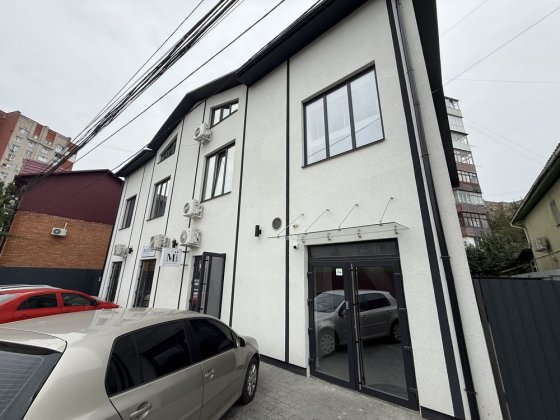 Чорнова квартира на Урожаї ! З терасою і без комісії ! Вінниця