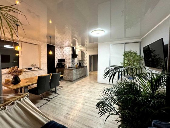 Продаж сучасної квартири в ЖК "Дніпровські хвилі". Митниця Черкассы