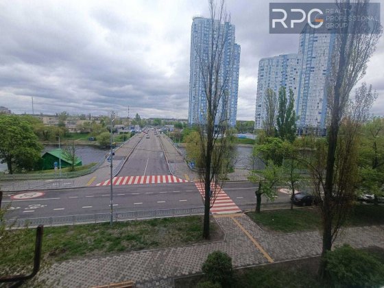 Продається 1 к. кв. вул. Ентузіастів 17. Русанівка. Лівобережна. Тк Київ