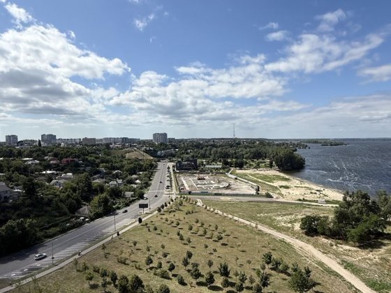 Продаж квартири з видом р.Дніпро вул.Жужоми Черкассы