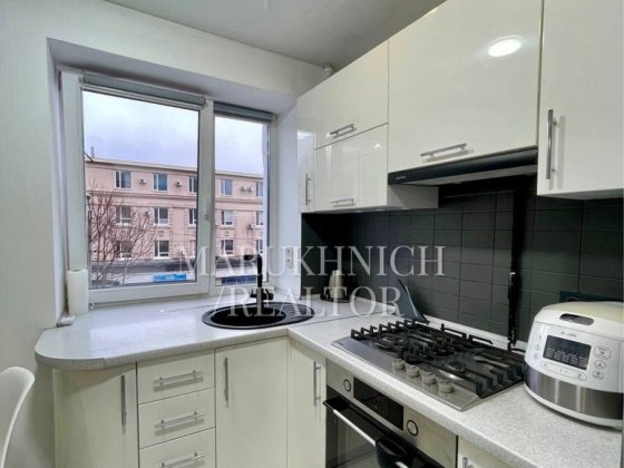 Продаж 1-но кімнатної квартири Прицентральний район Днепр