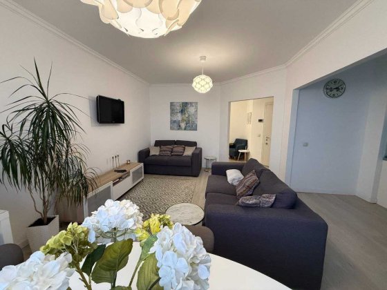 Продам видову квартиру з ремонтом Киев