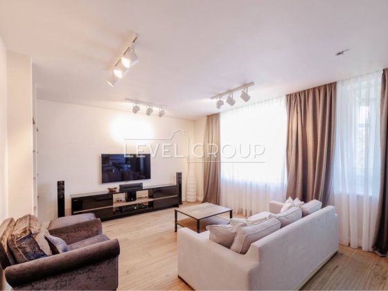 126 м² ДЛЯ ЖИТТЯ | 3 кімнати в ЖК “Пори Року” | Метро Вокзальна поруч Киев